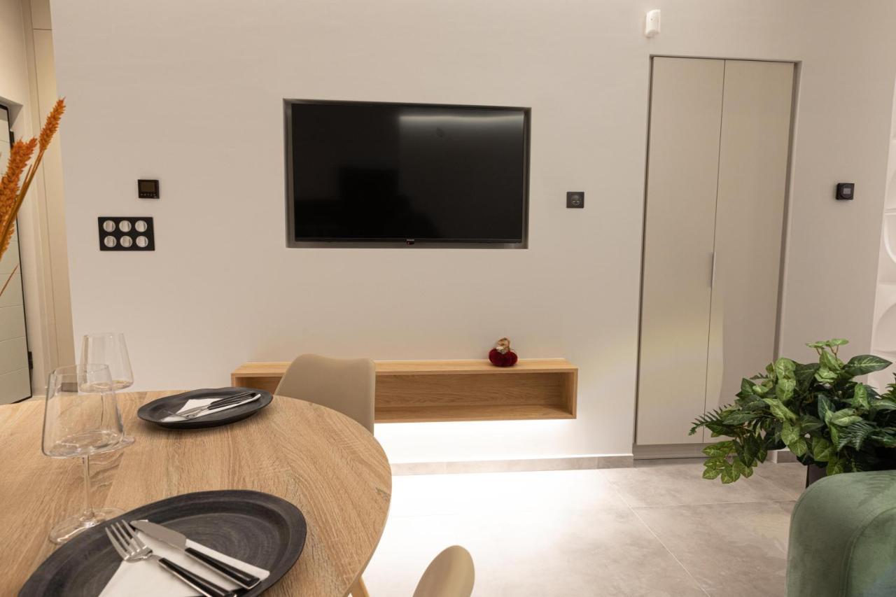 Billmar Luxury Apartment In The Center Of גיתיו מראה חיצוני תמונה